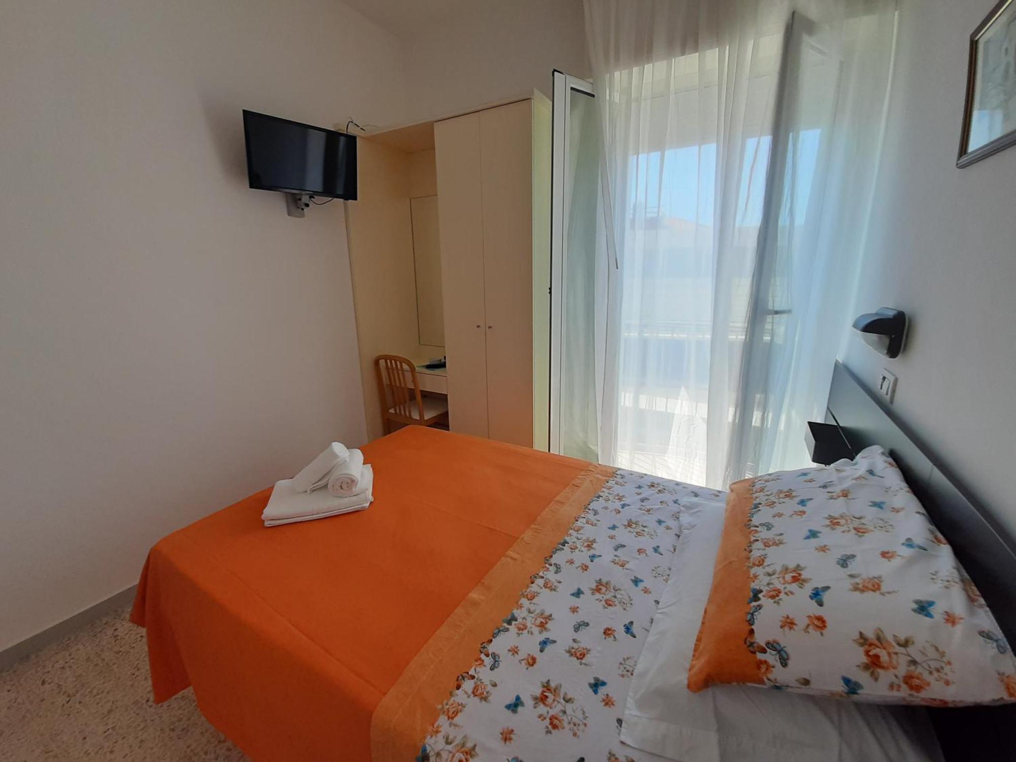 Hotel Vienna Gabicce Mare Esterno foto